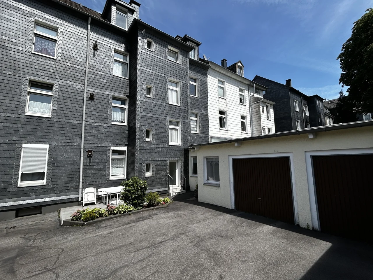 Huldastraße 36 · Rückseite und Garagenhof